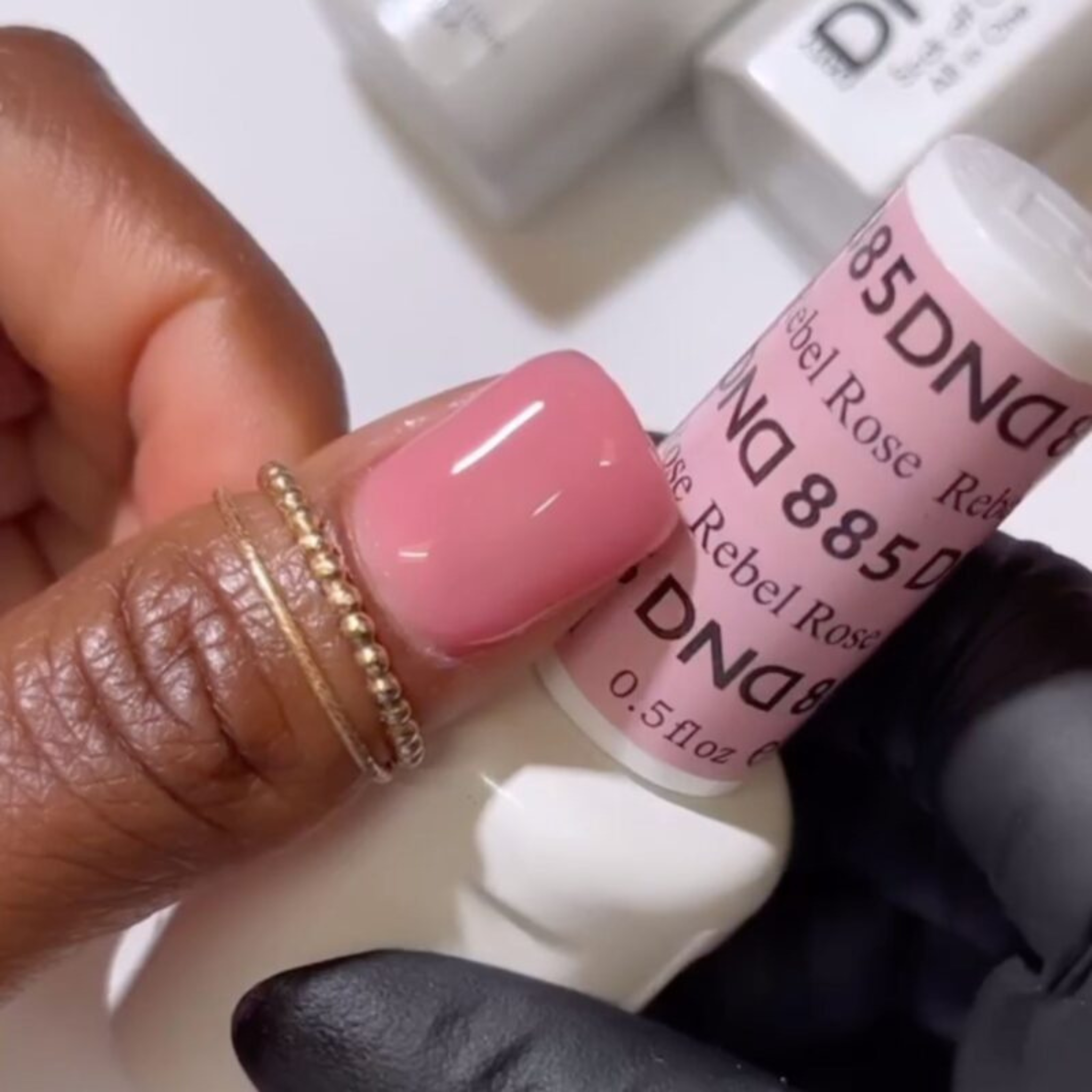 Reber Rostem Rebel Rose #885 – DND Gel