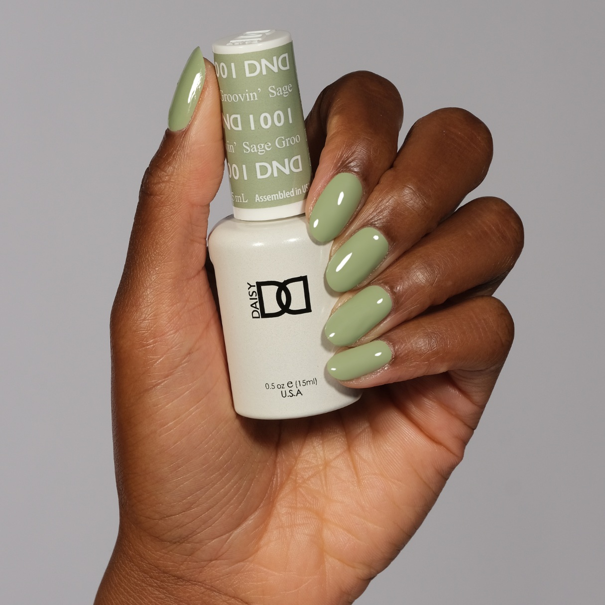 Sage Green Nails Are In For 2024 | POPSUGAR Beauty
